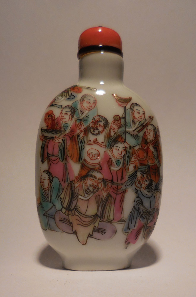Porcelain Snuff Bottle decorated with the 18 Lohan